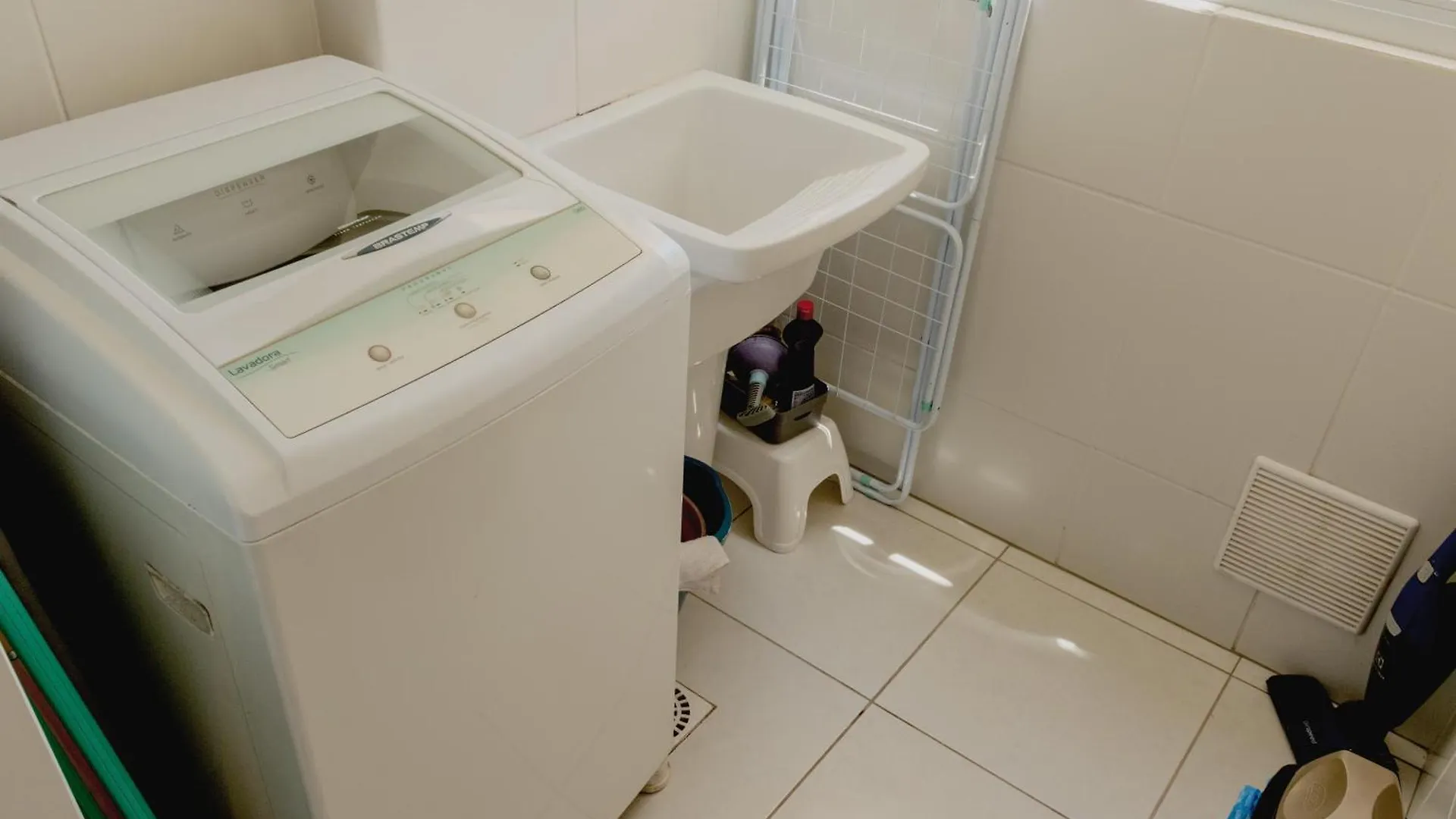 Apartamento A 200M Da Praia Ingleses, Predio Com Piscina Florianopolis
